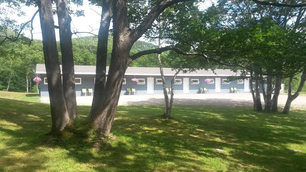 Cornerstone Motel Chéticamp Екстериор снимка