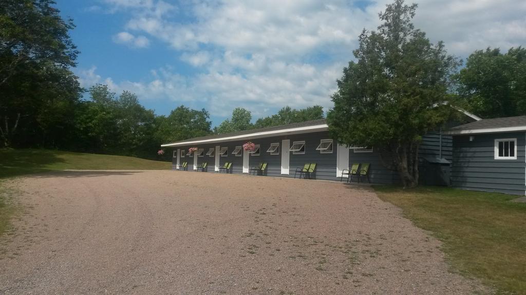 Cornerstone Motel Chéticamp Екстериор снимка