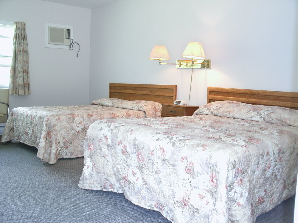 Cornerstone Motel Chéticamp Екстериор снимка