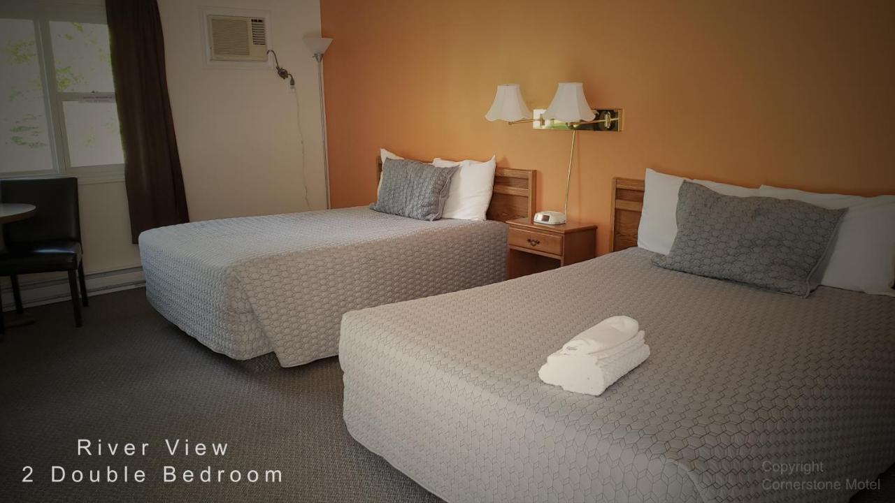 Cornerstone Motel Chéticamp Екстериор снимка