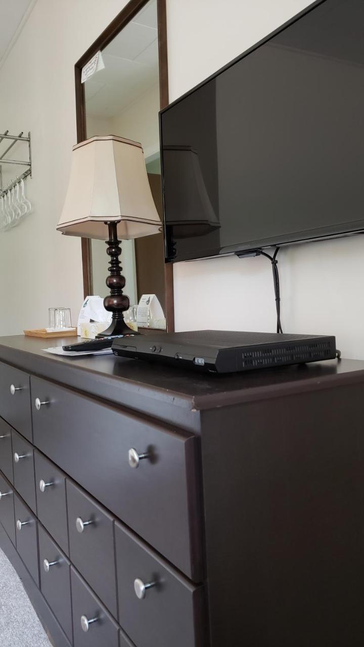 Cornerstone Motel Chéticamp Екстериор снимка