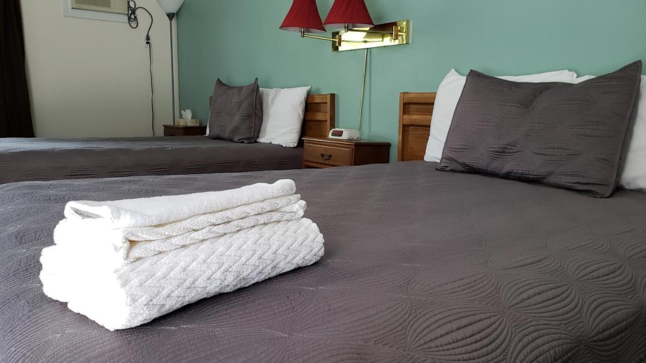 Cornerstone Motel Chéticamp Екстериор снимка